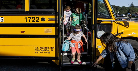 how to get off the school bus